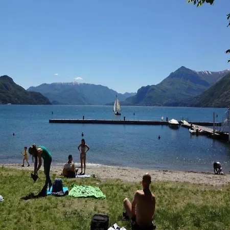 Apartament Snug In With Balcony Or Terrace Dervio