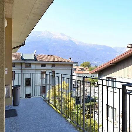 Apartment Snug In With Balcony Or Terrace Dervio
