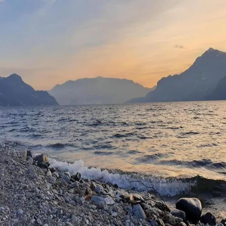 Apartament Snug In With Balcony Or Terrace *