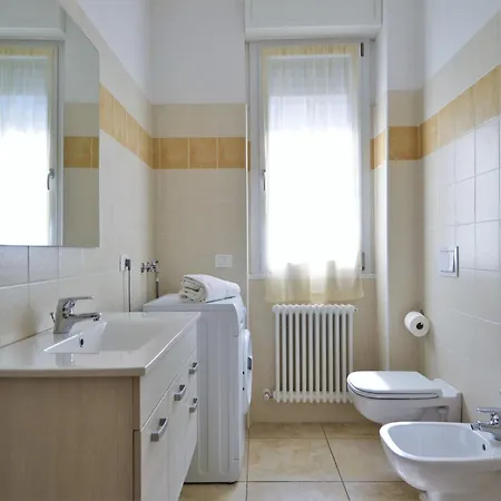 Snug In With Balcony Or Terrace Διαμέρισμα