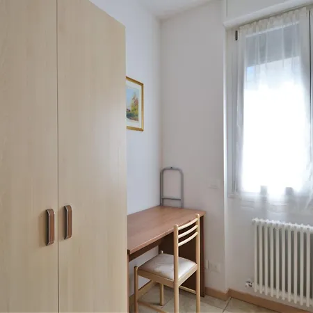 Snug In With Balcony Or Terrace דירה דרביו