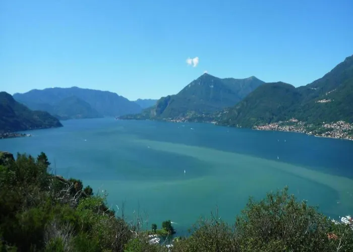 아파트 Snug In With Balcony Or Terrace