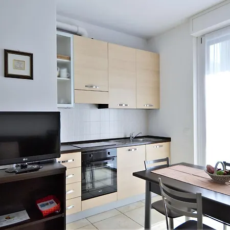 Apartment Snug In With Balcony Or Terrace Dervio