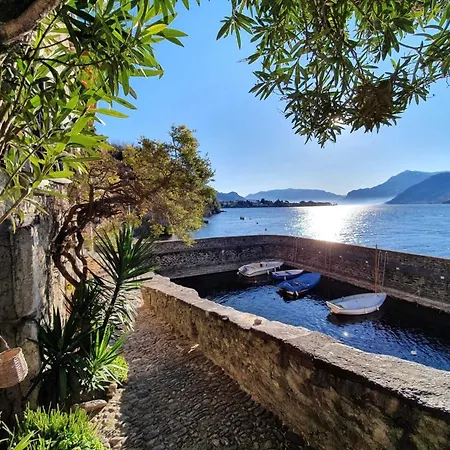 Apartment Snug In With Balcony Or Terrace Dervio