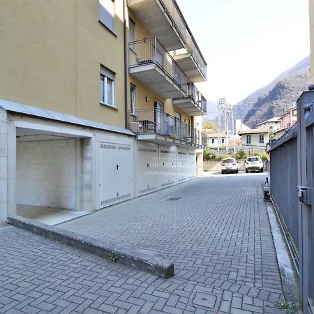 Snug In With Balcony Or Terrace Apartment